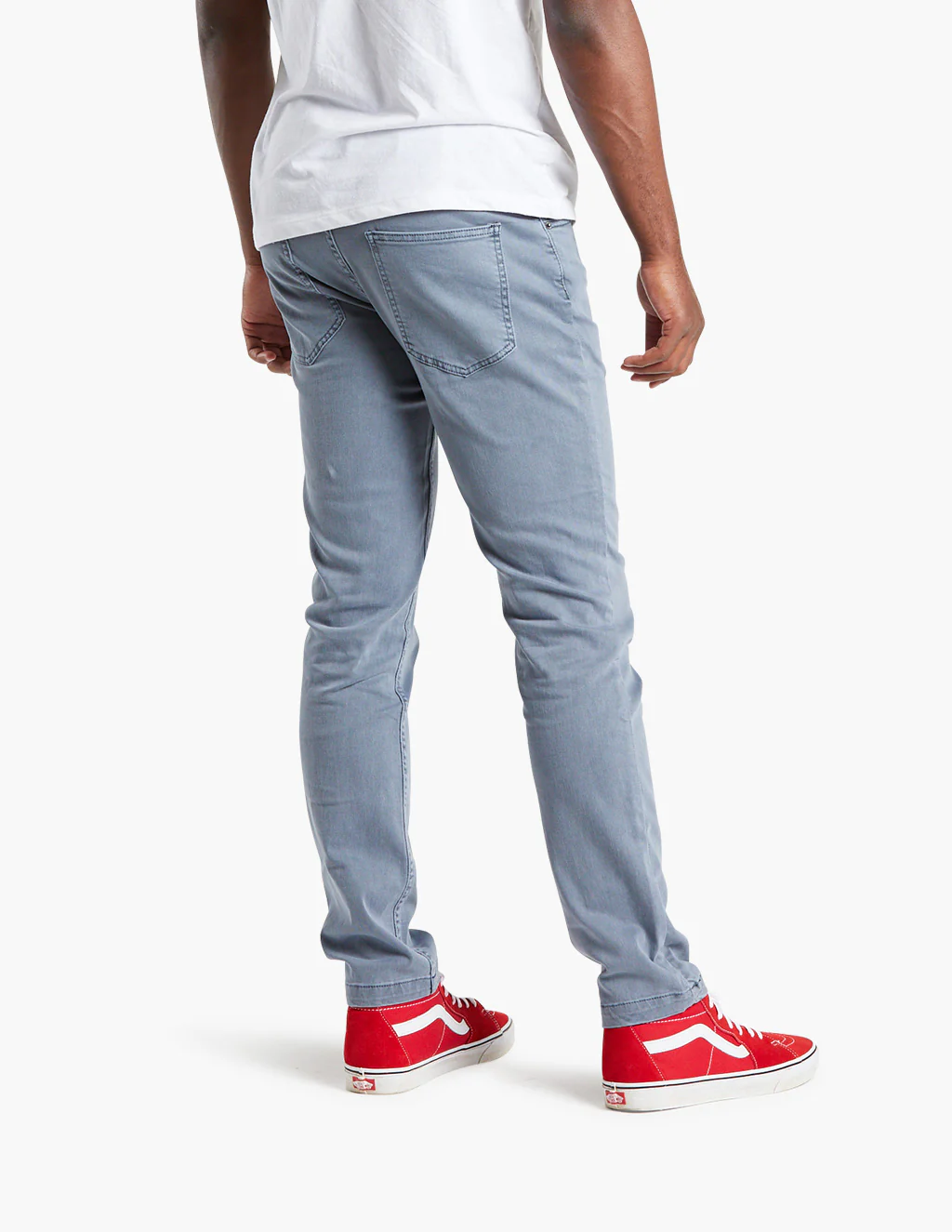 Logans - Image 4